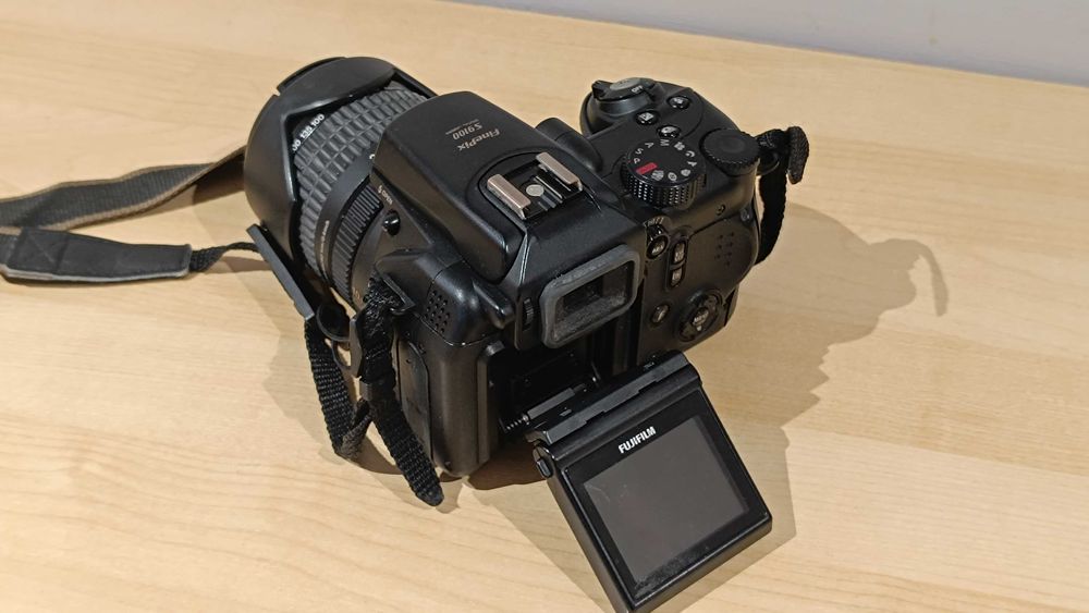 FujiFilm FinePix S9100