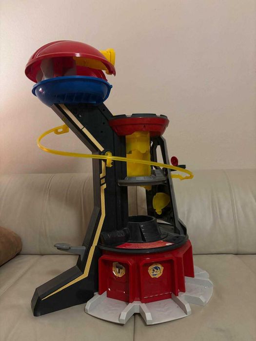 Interaktywna Baza Psiego Patrolu