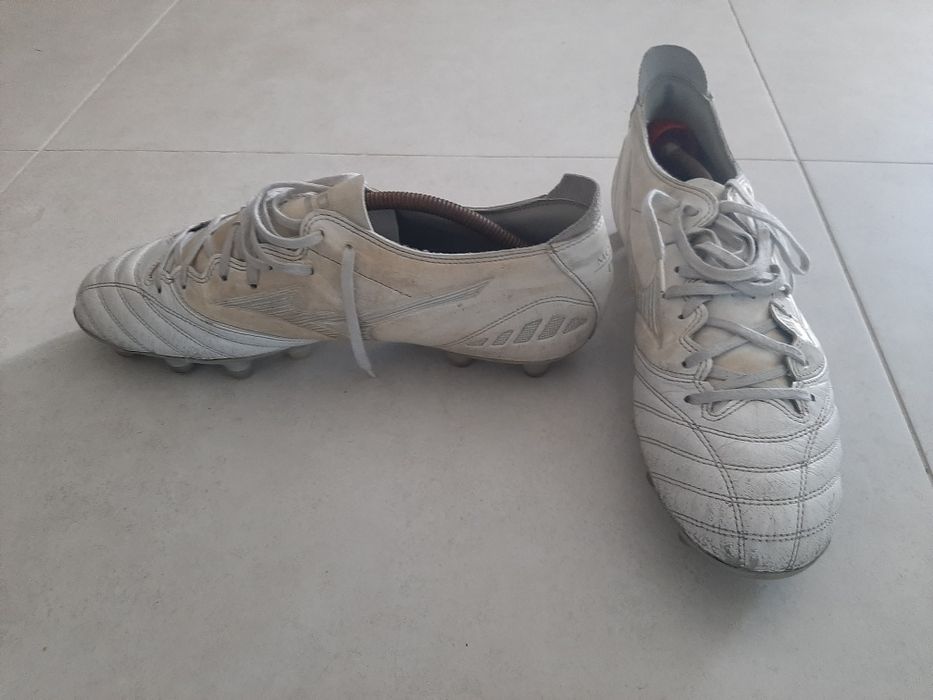 Chuteiras Mizuno