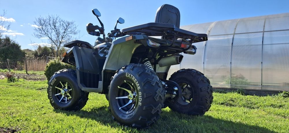 Quad Fourcraft 250 – Stan bardzo dobry, Gotowy do Jazdy!