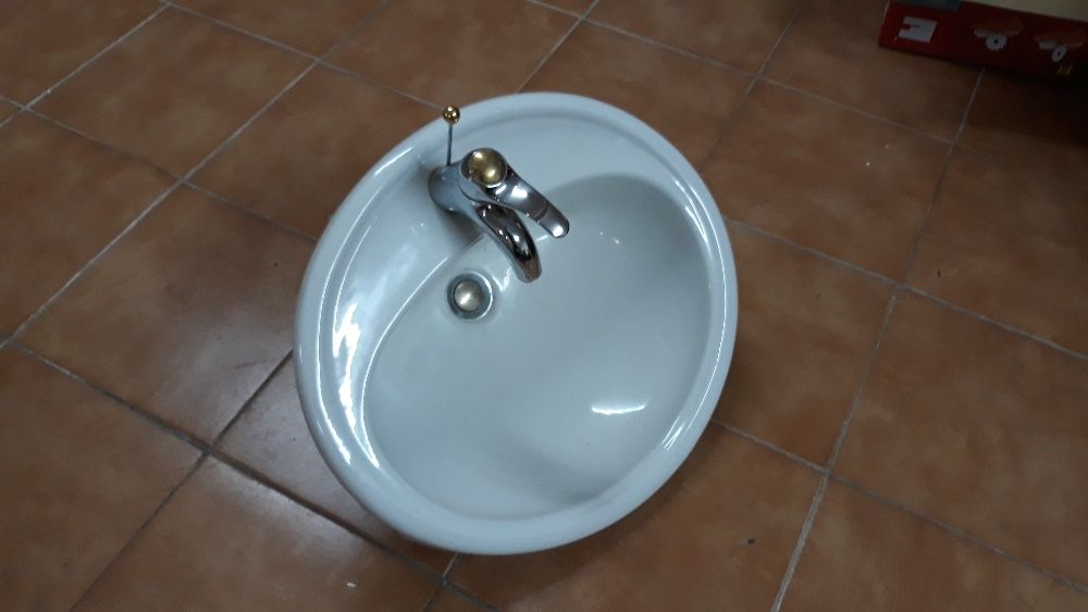 Lavatório casa de banho