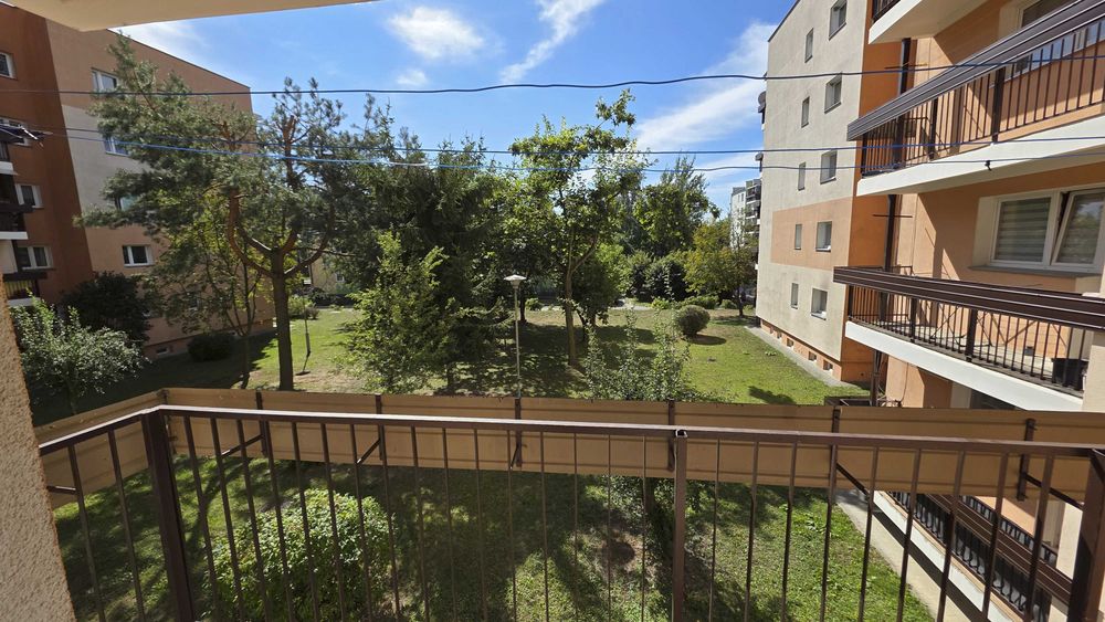 Wynajmę Mieszkanie 63m2 3 pokoje balkon, 1 piętro. + piwnica -  ul. Tokarzewskiego