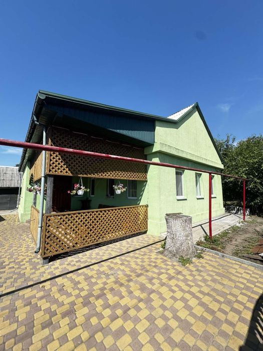 Продам дом пригороде