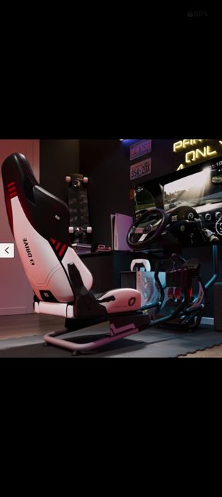 Kierownica Fanatec Pro 5 Nm kokpit symulator simracing PC PS4 PS5