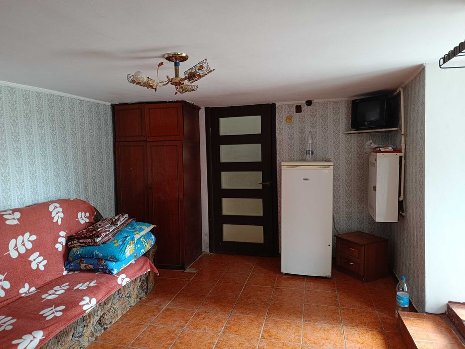 Частина будинку (2житла)кожна зі зручностями,окремий двір вул.Суворова