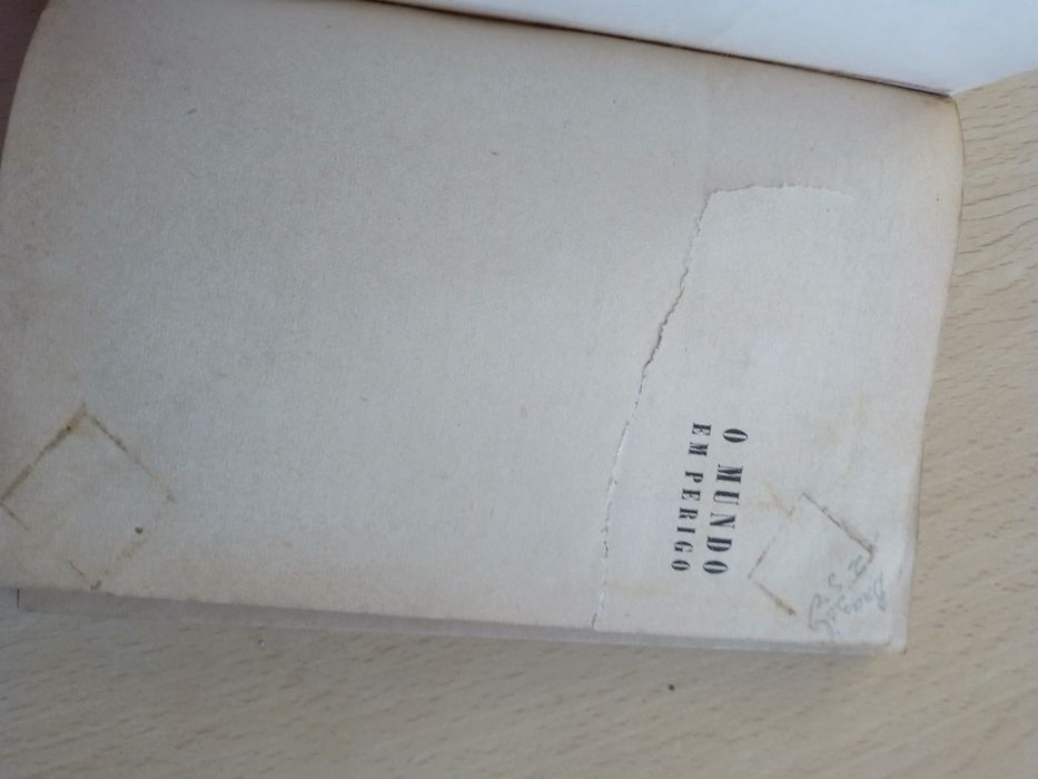 A Madona-Sonetos Romanticos-Natalia Correia-5E-Roupinha Bébe2E Desde2E