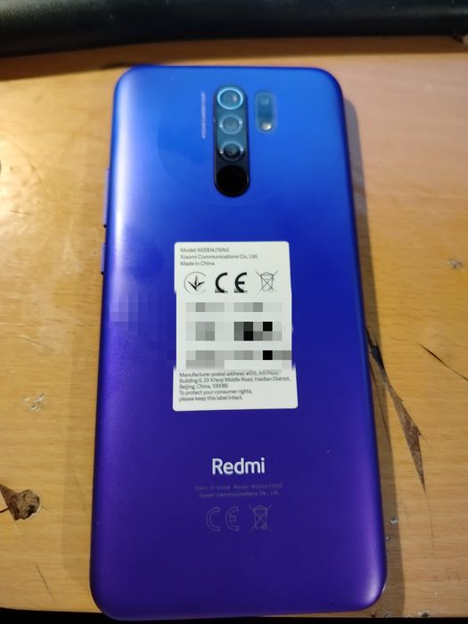 Продам смартфон Redmi 9