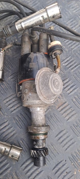 трамблер Пасат Б3 1,6-1,8 бенз 88-91р.