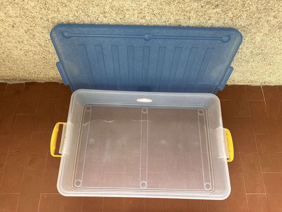 Caixa gigante para arrumação