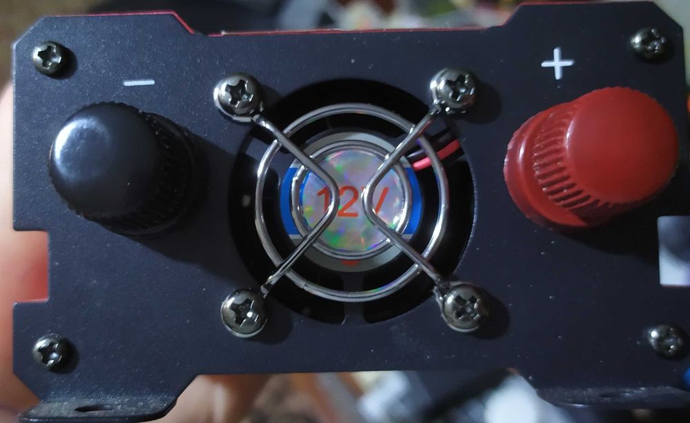 Інвертор PowerOne Plus 12V-220V 2000W + USB/LED (SSB-2000W)