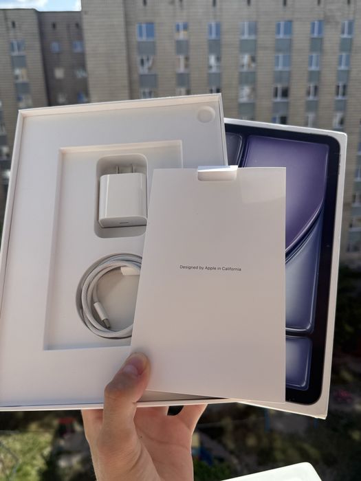 Apple Ipad air M4 2026 11" 128 wi-fi гб 100% батарея