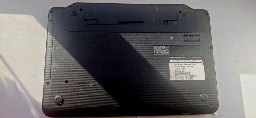 Продам ноутбук б/у  Dell