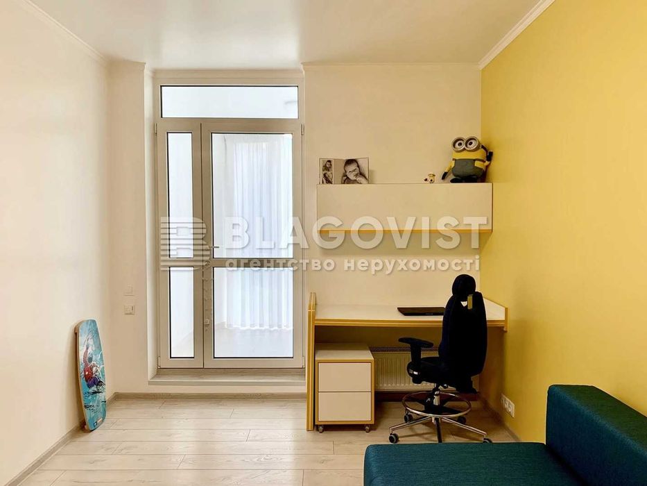 Маккейна Джона (Кудрі Івана), 7, ЖК Central Park;