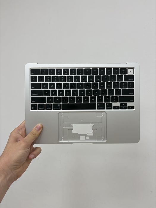 MacBook Air 13,6” A2681 M2 (2022) Топ Кейс / Top Case Silver