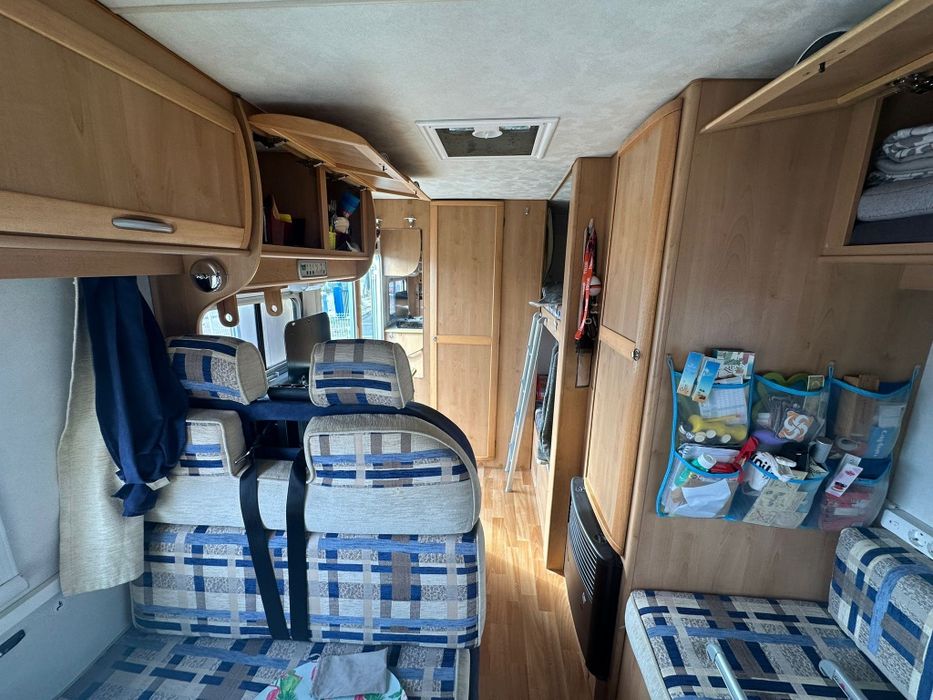 Autocaravana Familiar McLouis 7 Lugares – Ano 2006 – Apenas 118.000 km!
