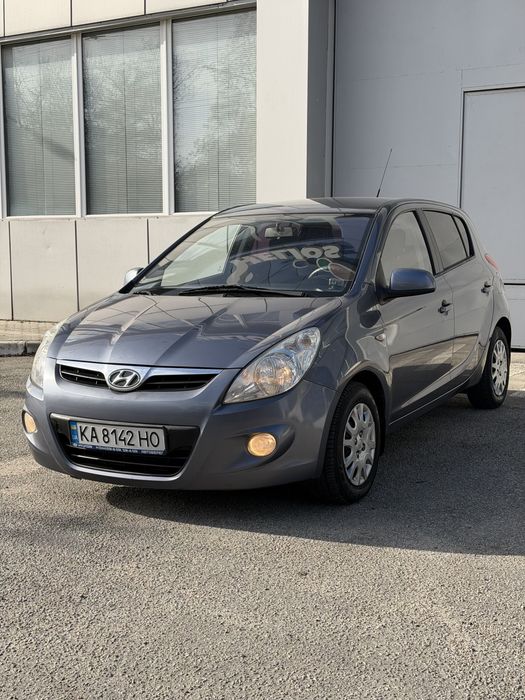 ‼️Продам Hyundai i20 на автомате,климат.‼️