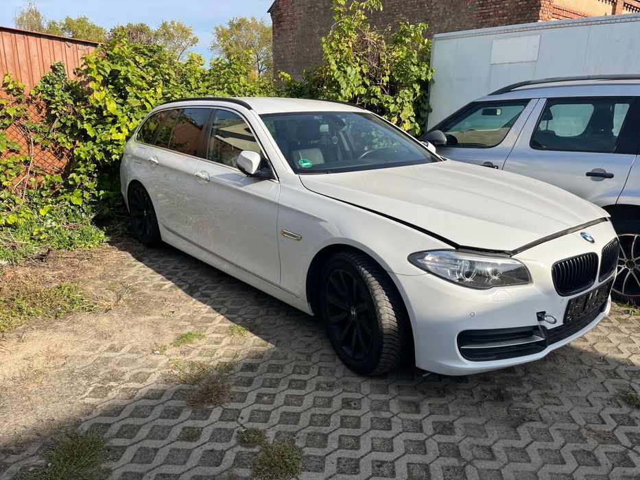 BMW Seria 5 520i Benzyna okazja 2014 z Niemiec