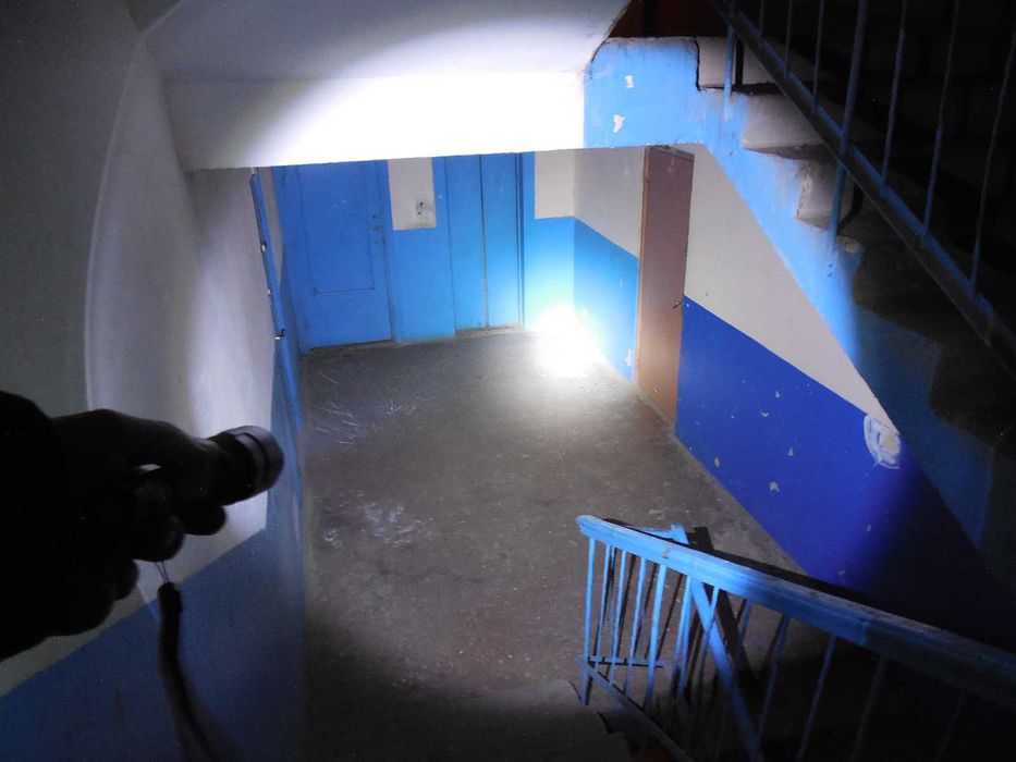 Аккумуляторний 18650 Li-ion 3.7 Convoy C8 ліхтар комплект Cree XM-L2