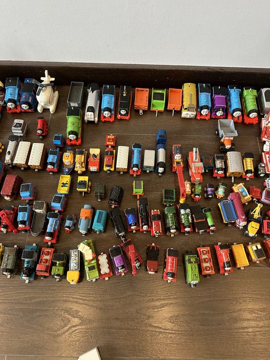 Tomek i przyjaciele megnesy trackmaster poterzny zestaw 180 wagonow