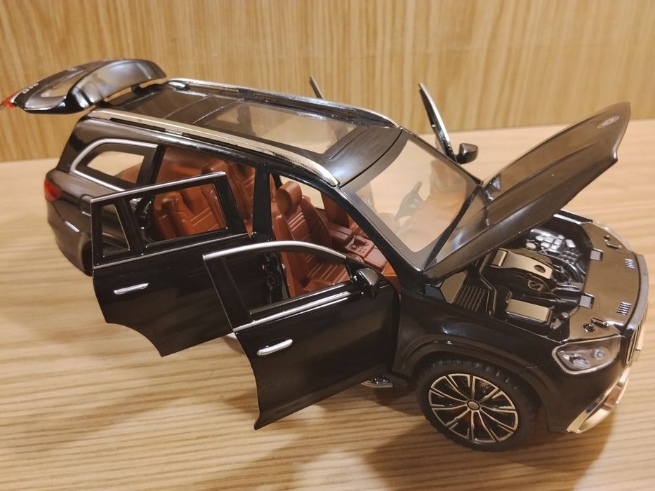 1:24 модель MB AMG GLS 63 Автоэксперт металл свет  звук, инерция 4 дв