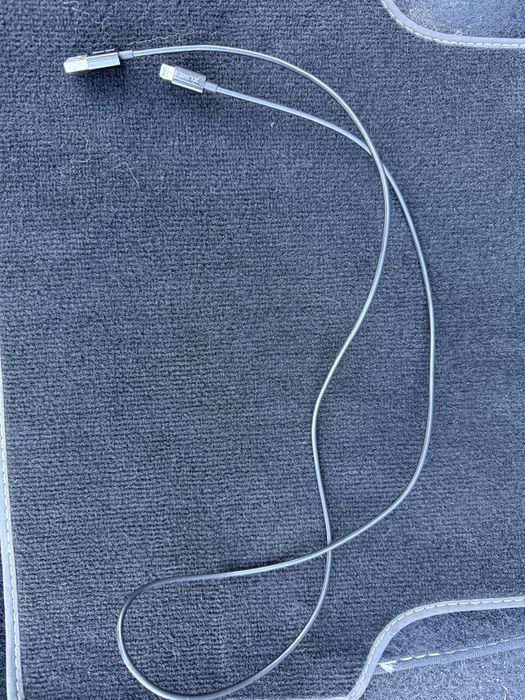 Kabel USB Lighting XLine 1m iPhone