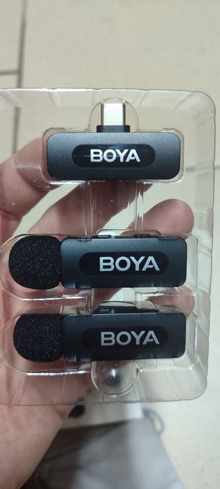 Петлички Boya BY-V20