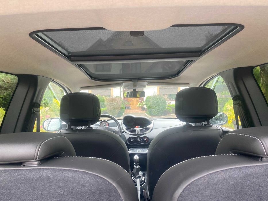 RENO TWINGO 2011 1.2 BENZ. MPI 75 KM 110 tyś km panoramadach klima