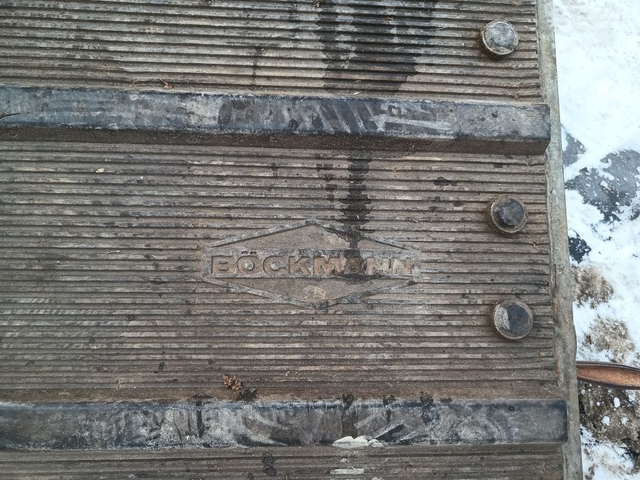 Przyczepa do przewozu koni  zwierząt  Bockmann Kat B  dmc 1300