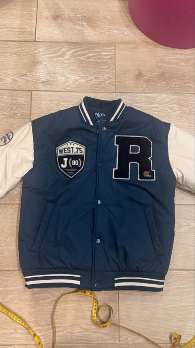 Утепленный бомбер zara 11-12 лет