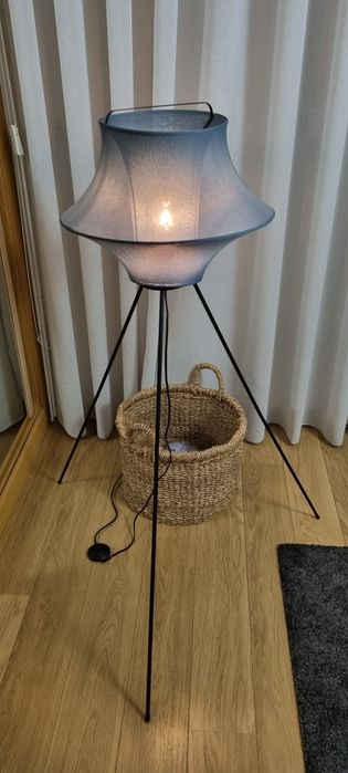 Candeeiro de chão