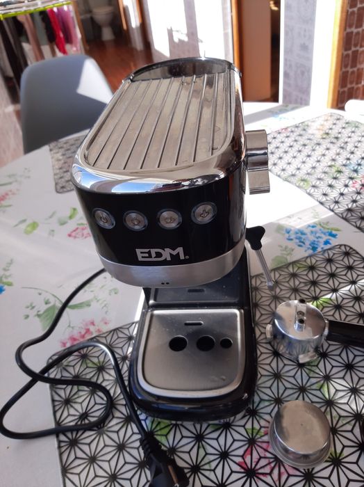 Maquina café  4 meses de uso