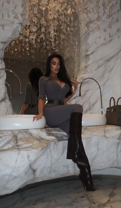 Продам костюм , в рубчик