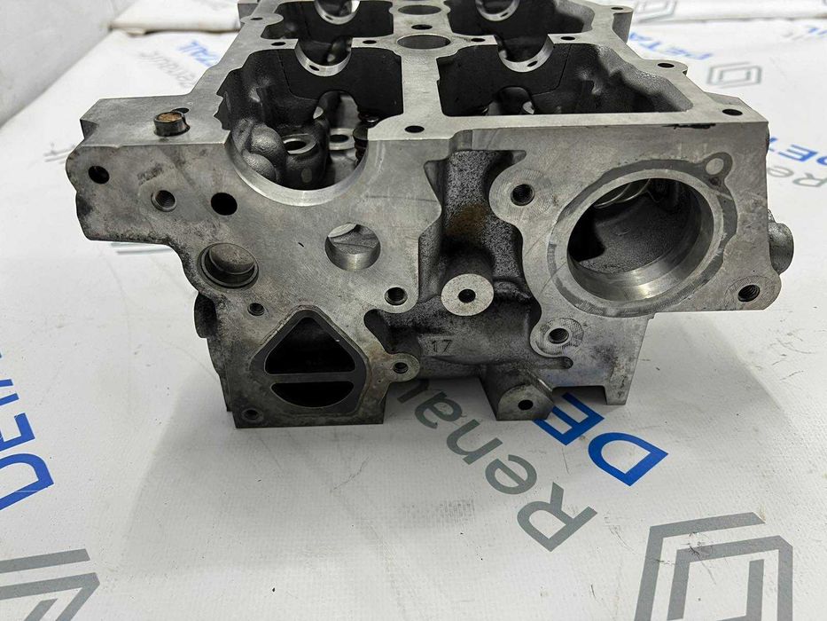 ГБЦ Головка блока двигуна Renault Master 2.3dci Bi-Turbo 110422750R