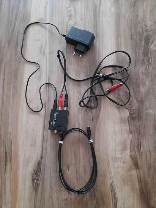 Optyczny Adapter Konwerter Coaxial  SPDIF Toslink RCA 2 x CINCH