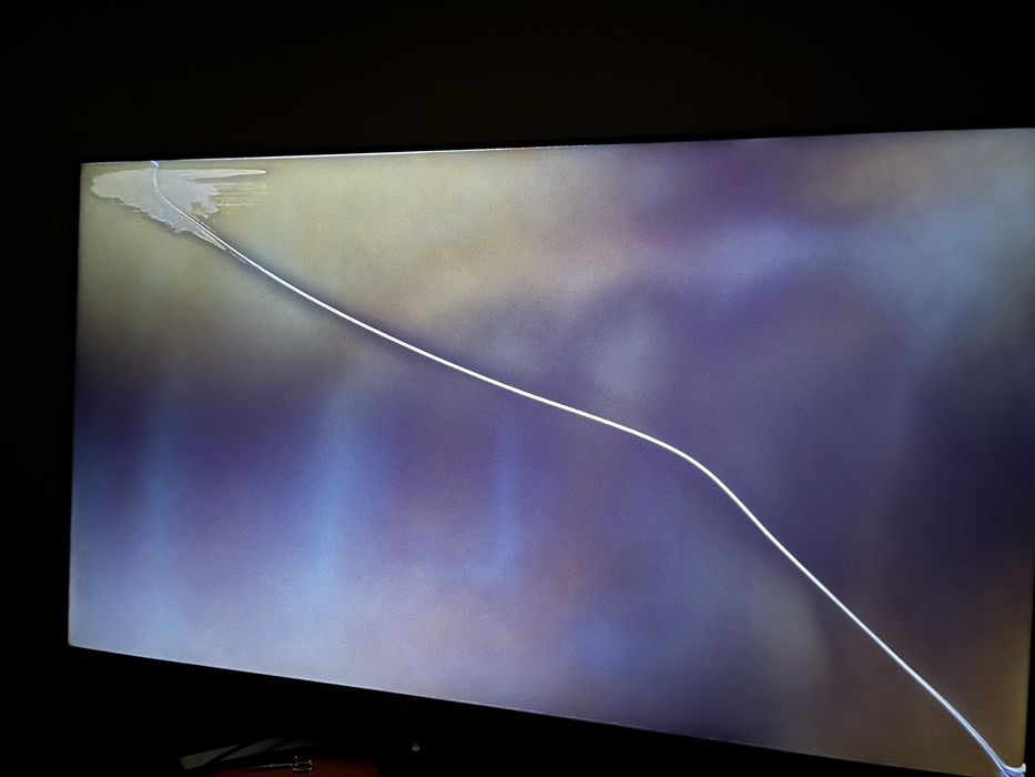 Tv  LG de 55 polegadas  ecra estadado