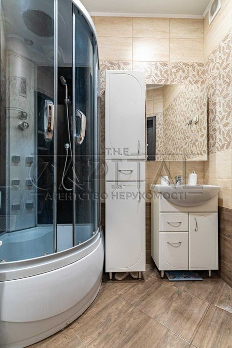 Продаж 3к квартири, пер. Тбіліський, метро Політех, Шевченківський р-н