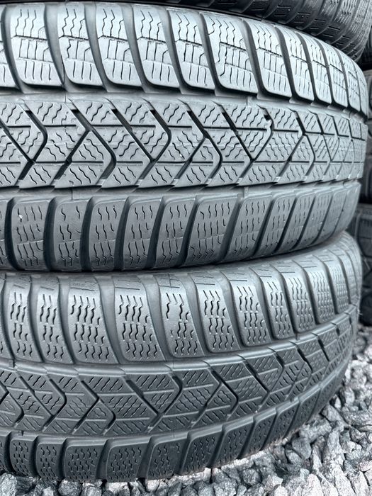 205 60 16 Pirelli Sottozero 3 99% 2024 Шини Зима