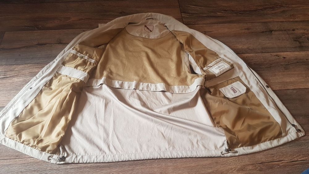 Жилетка, размер XL. Б/ у