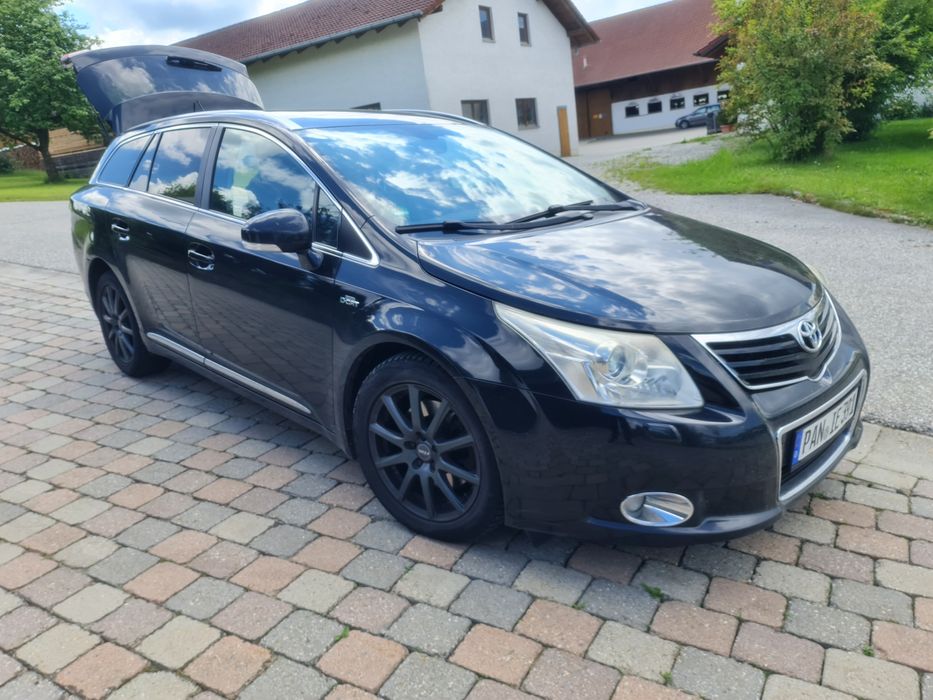 Toyota Avensis T27 2.2 Diesel 177 к.с. 2010 р.