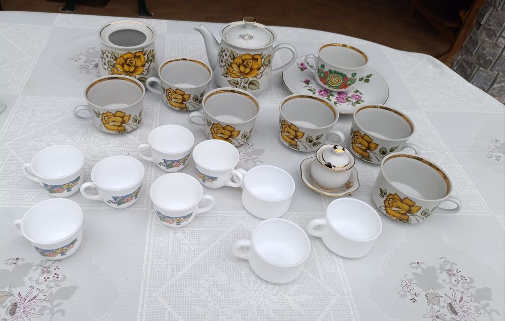 Serviço de chá em porcelana