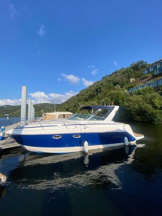 Barco Rinker Fiesta Vee 270