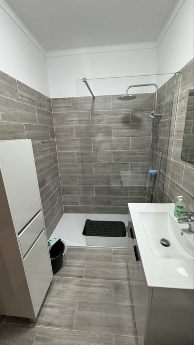 Quarto DE SOLTEIRO para arrendar nas Paivas / Amora perto do pingo doce e jardim das paivas.