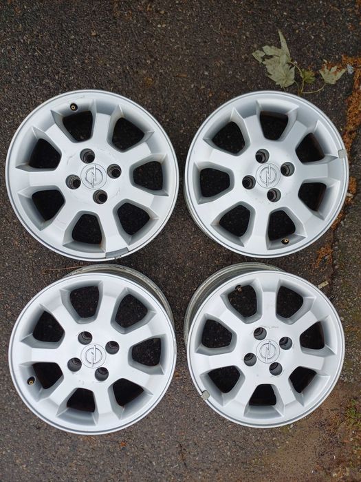 Felgi aluminiowe 15 4x100 opel