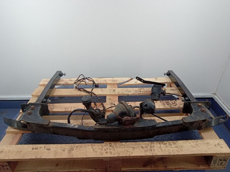 MERCEDES C W204 HAK HOLOWNICZY OEM WESTFALIA A2043100995