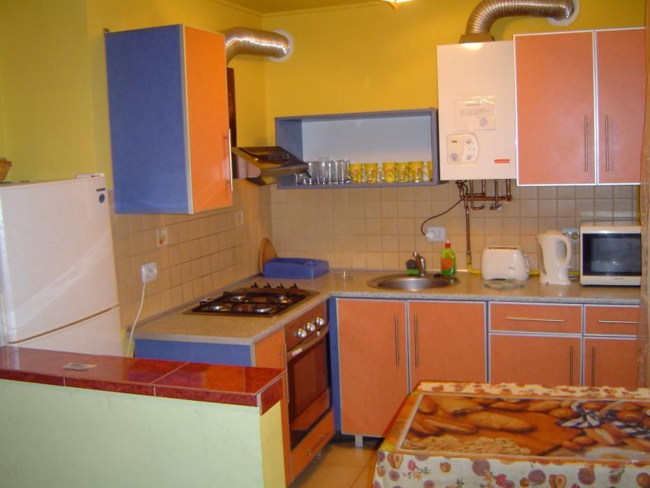 Квартира подобово 2 кімн. Ужгород. 6 хв до центру, поряд  ж\д вокзал