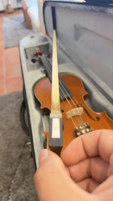 Violino Yamaha V5 4/4 – Excelente Estado | Com Estojo e Arco