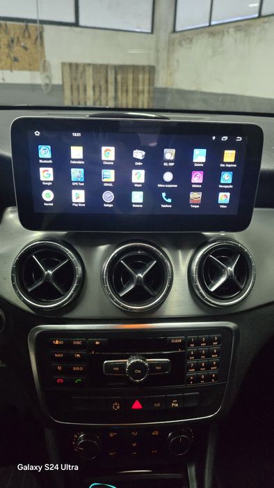 Tela Android 14 com GPS Mercedes Classe A/CLA/GLA (Artigo Novo)