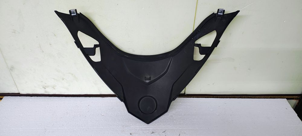 Sym Gts EVO 125,250,300 Nosek, Krawat, Maskownica