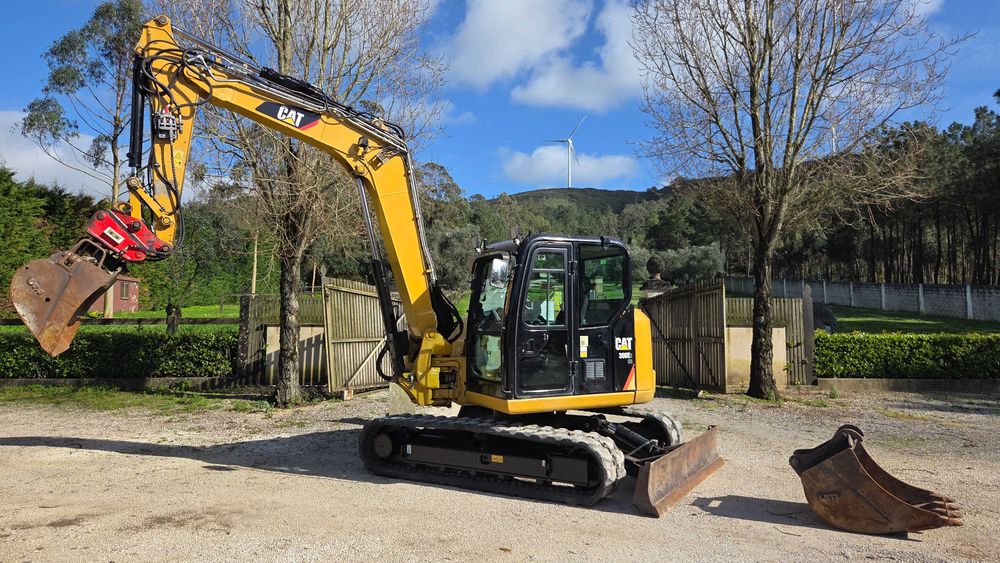 Mini Giratoria Caterpillar 803E2cr