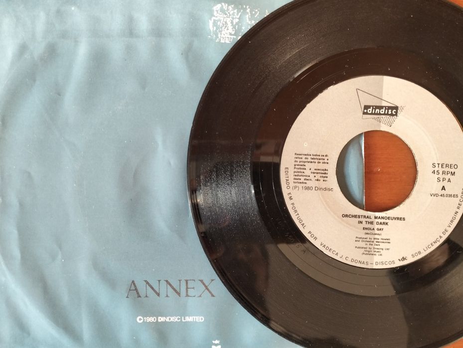 Disco de vinil single Orchestral Manouevres in the Dark - Enola Gay'